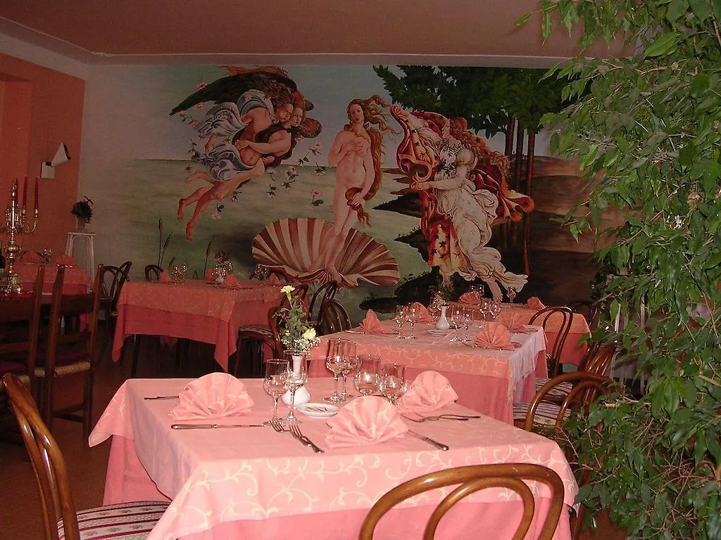 Albergo Tenda Verde Falconara Marittima 2*,